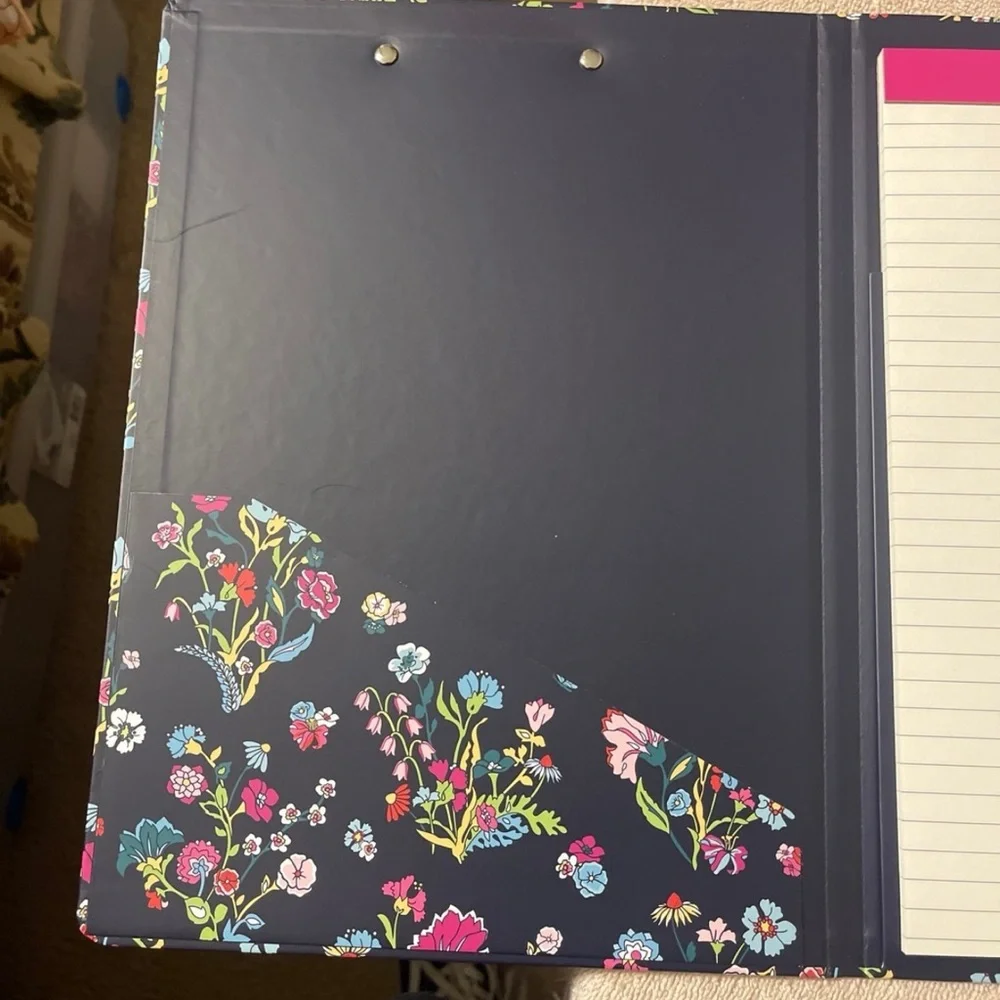 NWT Vera Bradley Itsy Ditsy Clipboard Folio Retired pattern